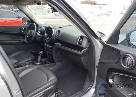 2019 Mini Countryman Cooper z USA, uszkodzony, nr VIN WMZYV5C55K3F58410